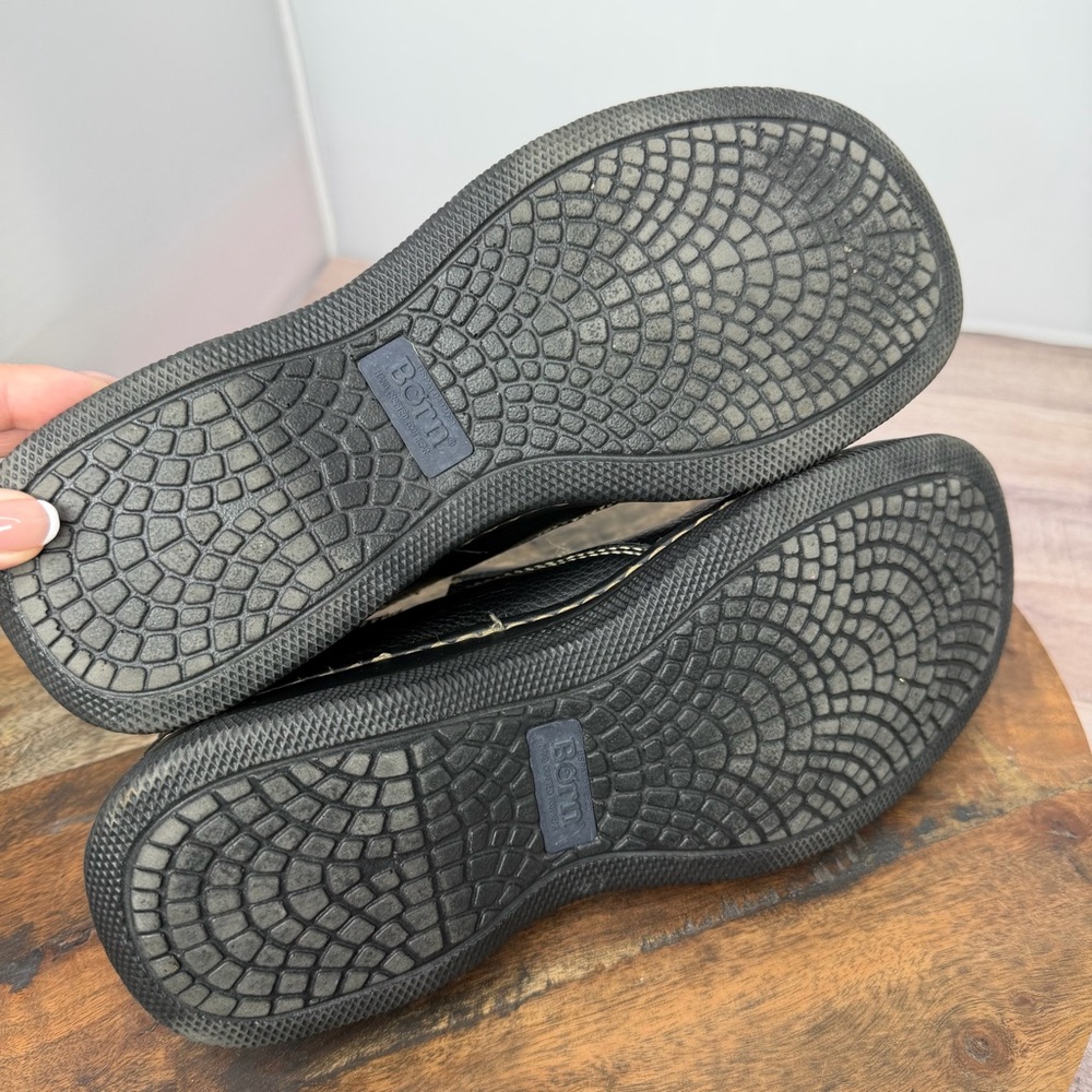 Born Black Slip-On Leather Casual Shoes - Size: 7 - Picture 8 of 8